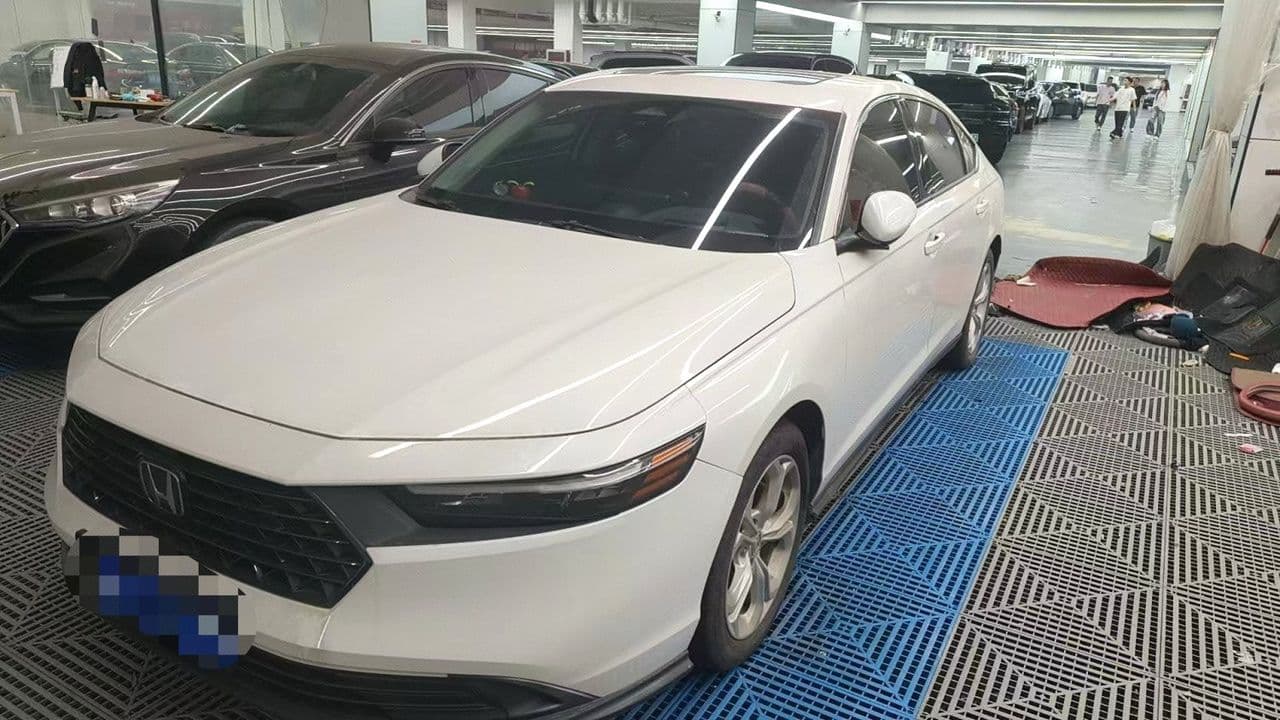 2023 Honda Accord, photo 1 of 4