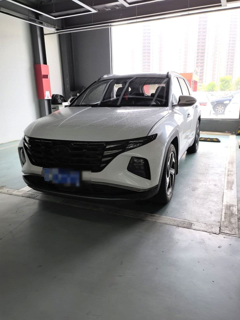 2023 Hyundai Tucson L, photo 1 of 7